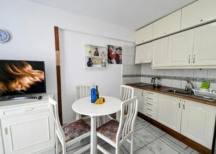 In Americas With Ocean View * Playa Feñabe