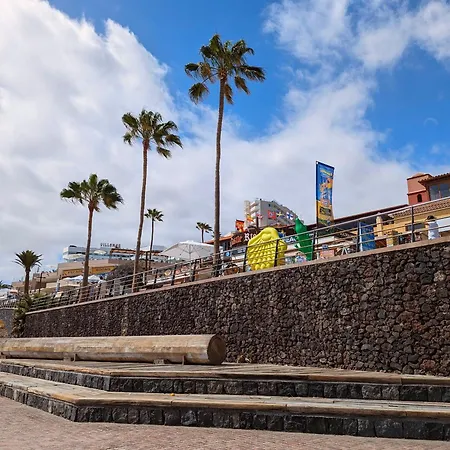 In Americas With Ocean View Apartment *