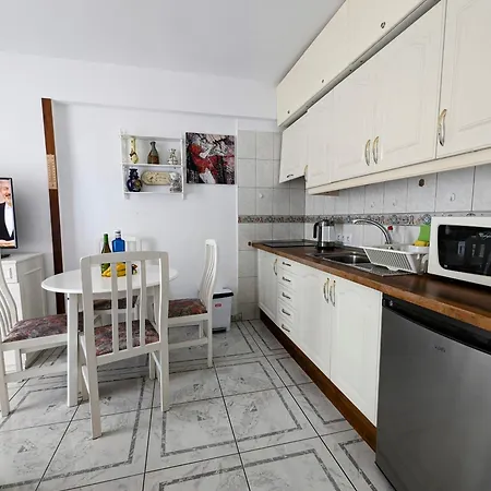 In Americas With Ocean View * Playa Feñabe