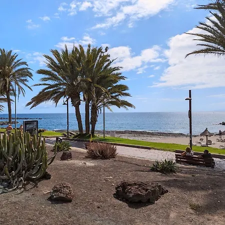 In Americas With Ocean View Apartmán *